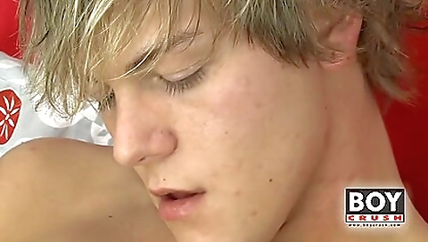 Vintage blonde slut sucks a vibrator and gets fucked