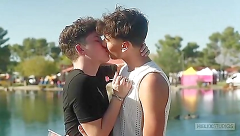 Brunette in hot outdoor sex video taking a big cock