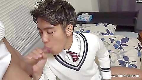 Mature asian girl gets her pussy licked by a large cock