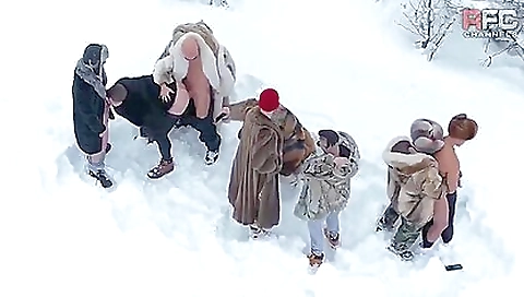 Group of busty blonde sluts and a dude in a tattooed suit