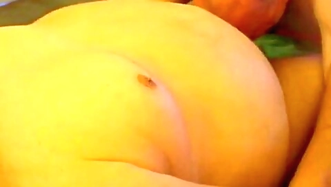 Amateur chatty chick plays with a big dong and gets deepthroated